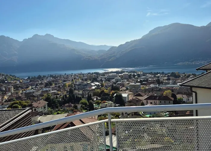 View And Private Covered Parking Space- La Terrazza Di Jo Apartamento *