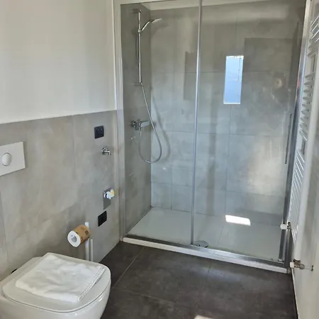 View And Private Covered Parking Space- La Terrazza Di Jo *