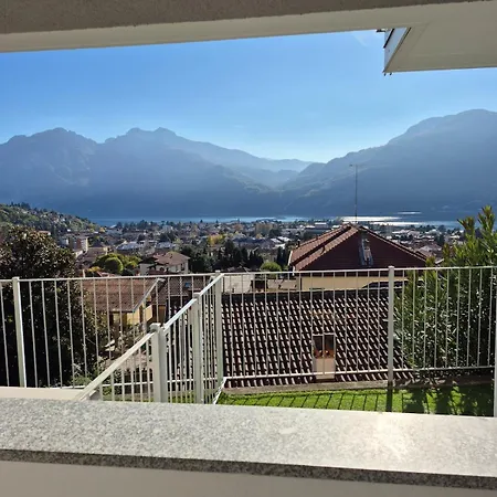 Lägenhet View And Private Covered Parking Space- La Terrazza Di Jo Mandello del Lario