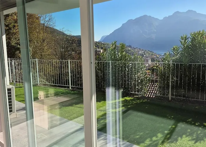 Apartment View And Private Covered Parking Space- La Terrazza Di Jo Mandello del Lario