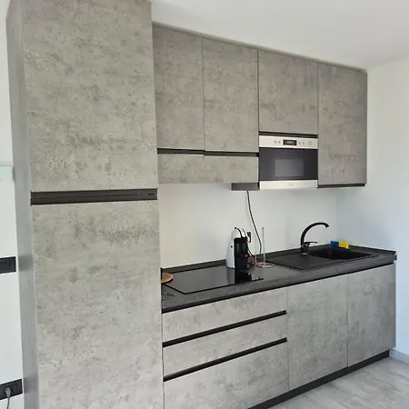 View And Private Covered Parking Space- La Terrazza Di Jo *